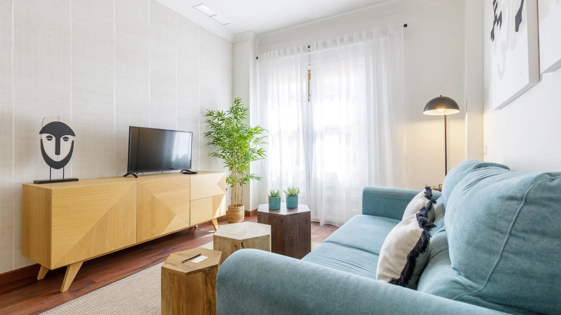 Alameda XI Boutique Apartment By Caleta Homes مالقة إسبانيا