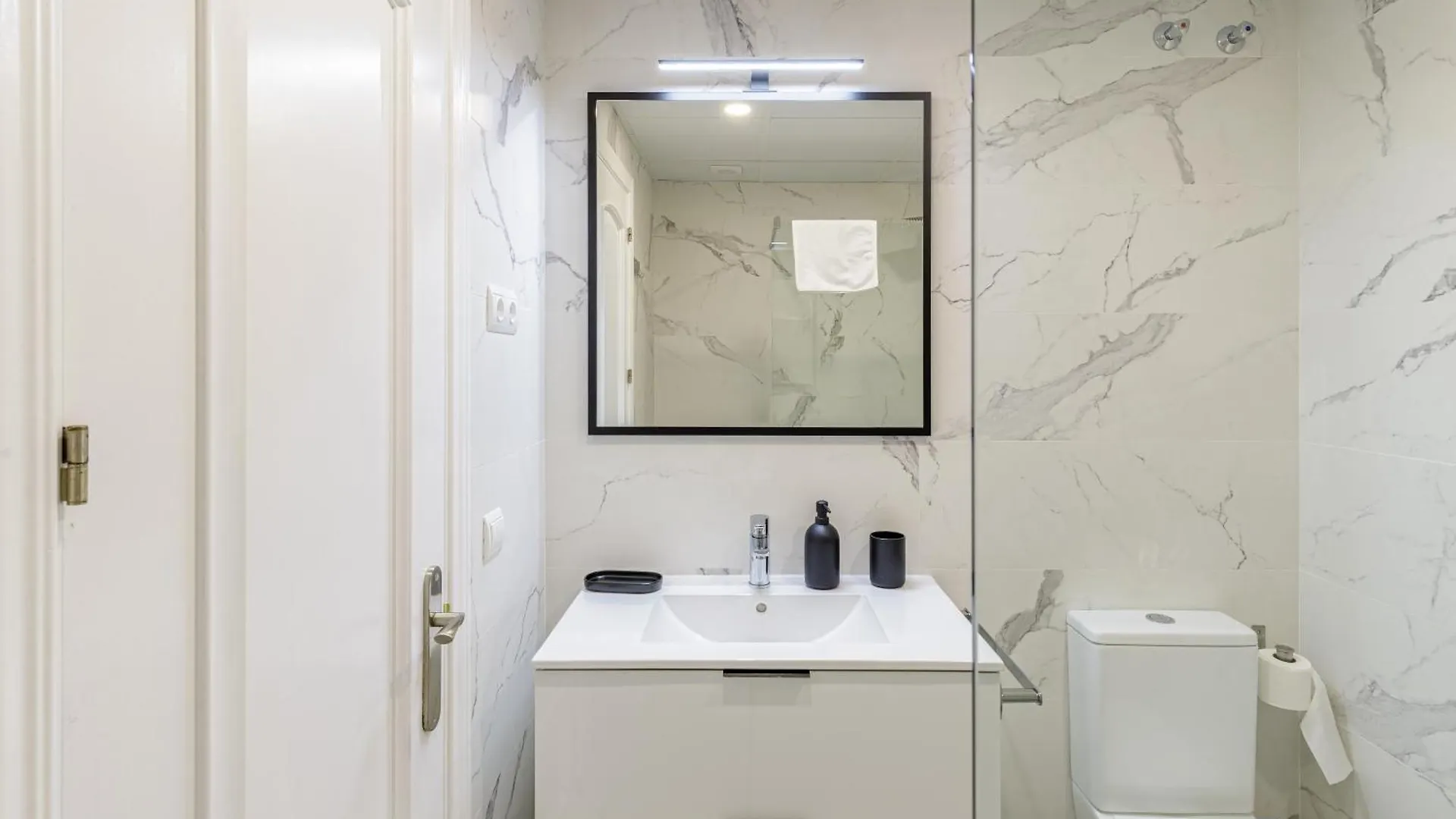 Alameda XI Boutique Apartment By Caleta Homes مالقة